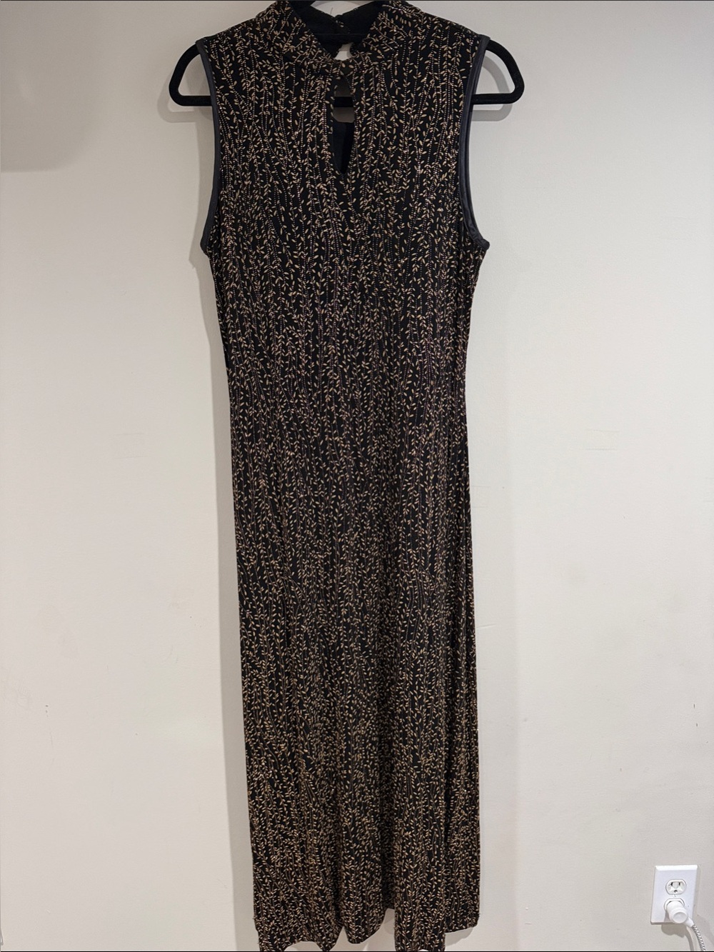 Coldwater Creek Sleeveless Black, Tan with Gold Shimmer Patterned Maxi Dress